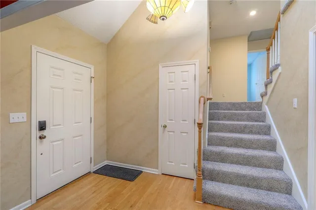 $365,000 | 1117 Northeast Clubhouse Lane, Lee's Summit, MO 64086