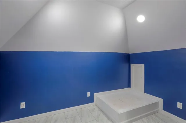 $365,000 | 1117 Northeast Clubhouse Lane, Lee's Summit, MO 64086