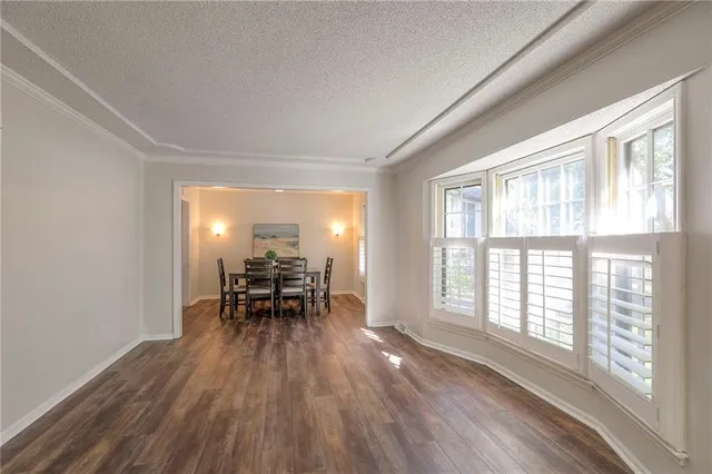 $365,000 | 1117 Northeast Clubhouse Lane, Lee's Summit, MO 64086