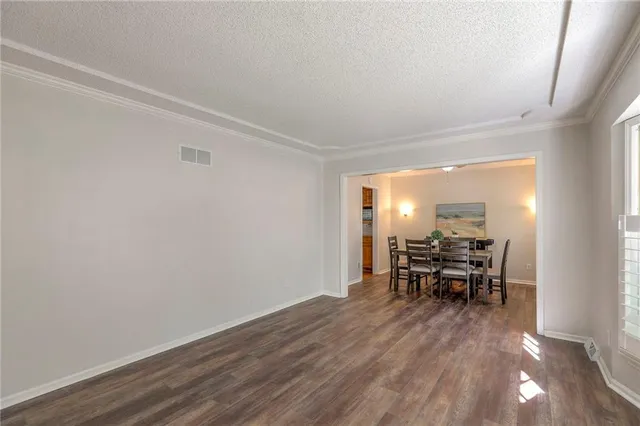 $365,000 | 1117 Northeast Clubhouse Lane, Lee's Summit, MO 64086