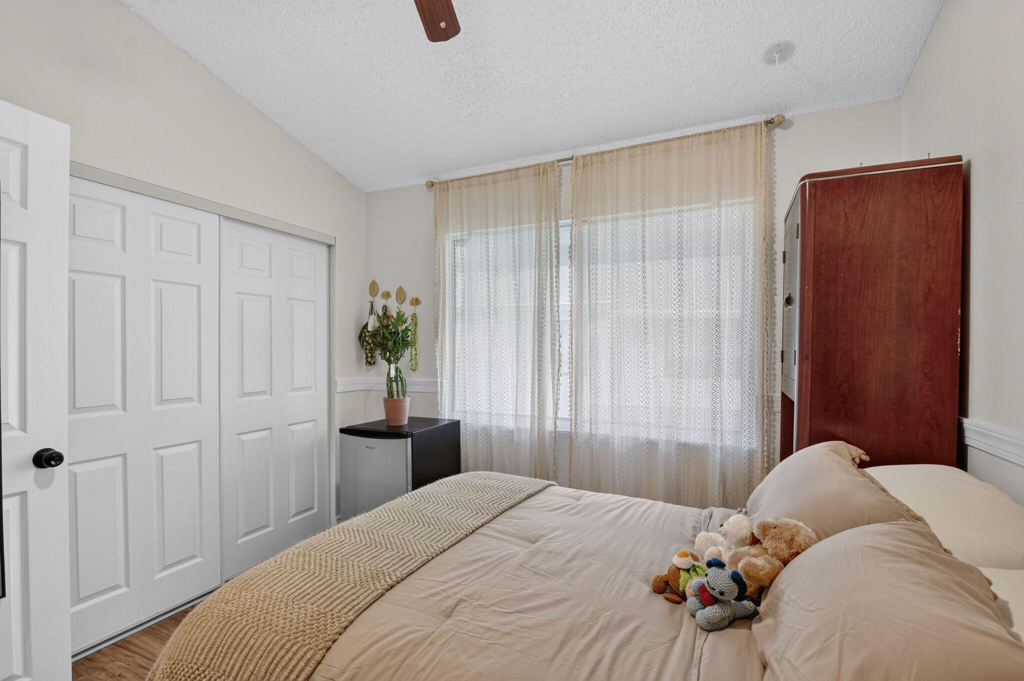 907 Harbour Pointe Way Greenacres, FL 33413 - Photo 46 of 87 Drapes