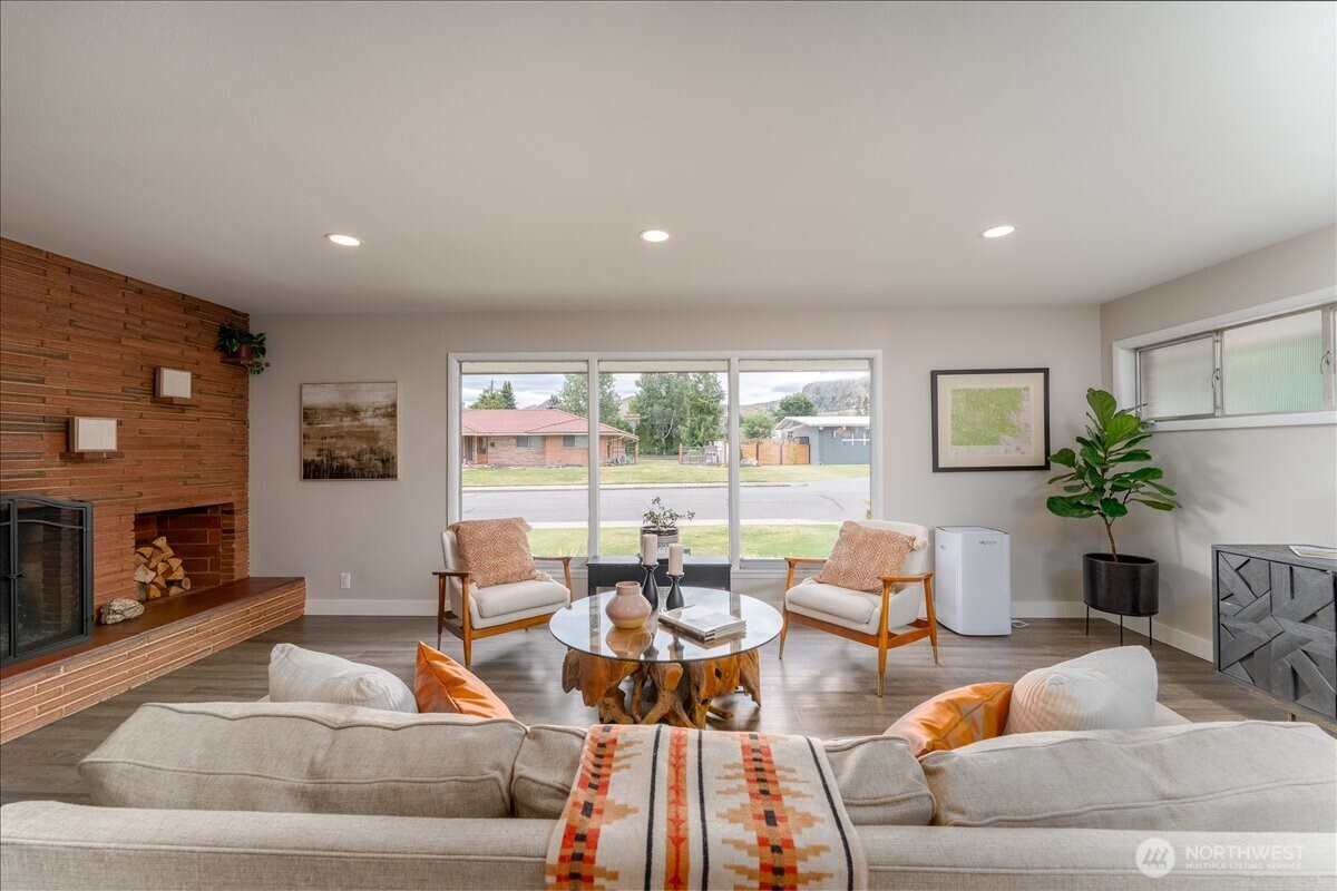 1112 Cedar Street Wenatchee, WA 98801 - Photo 10 of 40