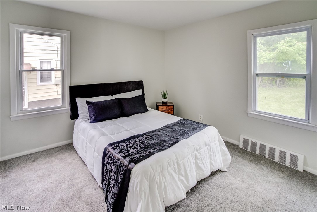 4383 Wyatt Road Cleveland, OH 44128 - Photo 12 of 33 Bedroom
