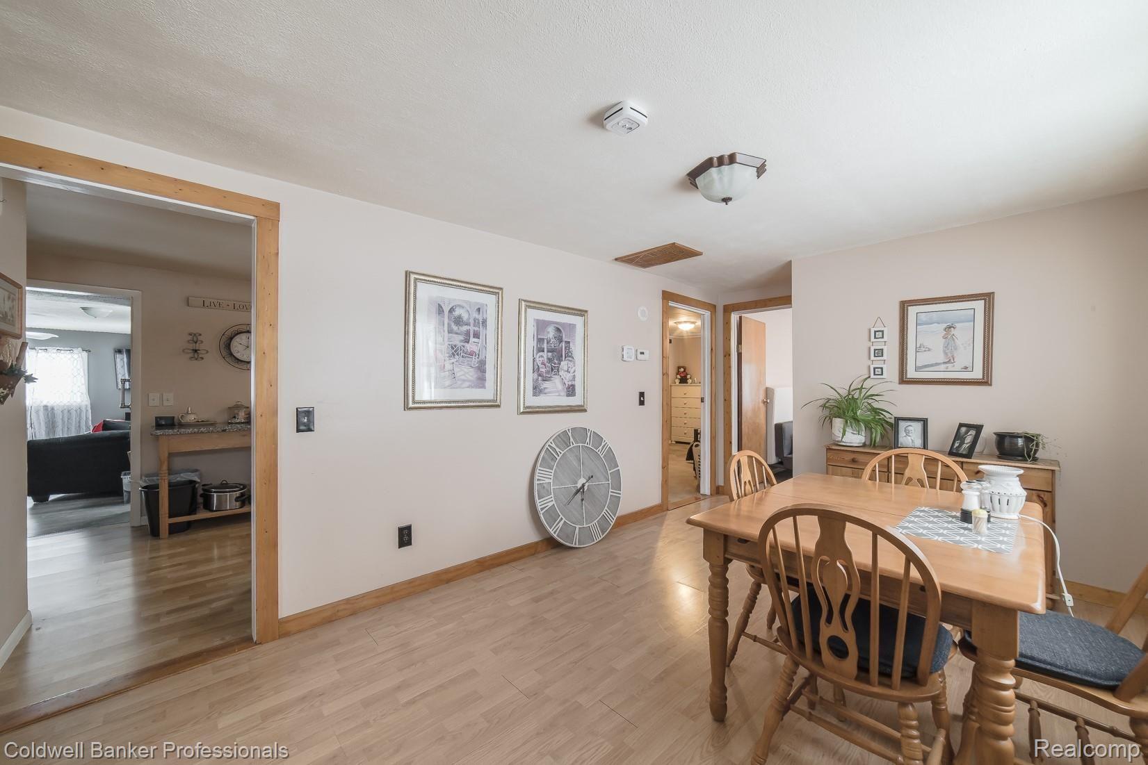 171 South Elba Road Lapeer, MI 48446 - Photo 11 of 26 171 S Elba Rd-12.jpg