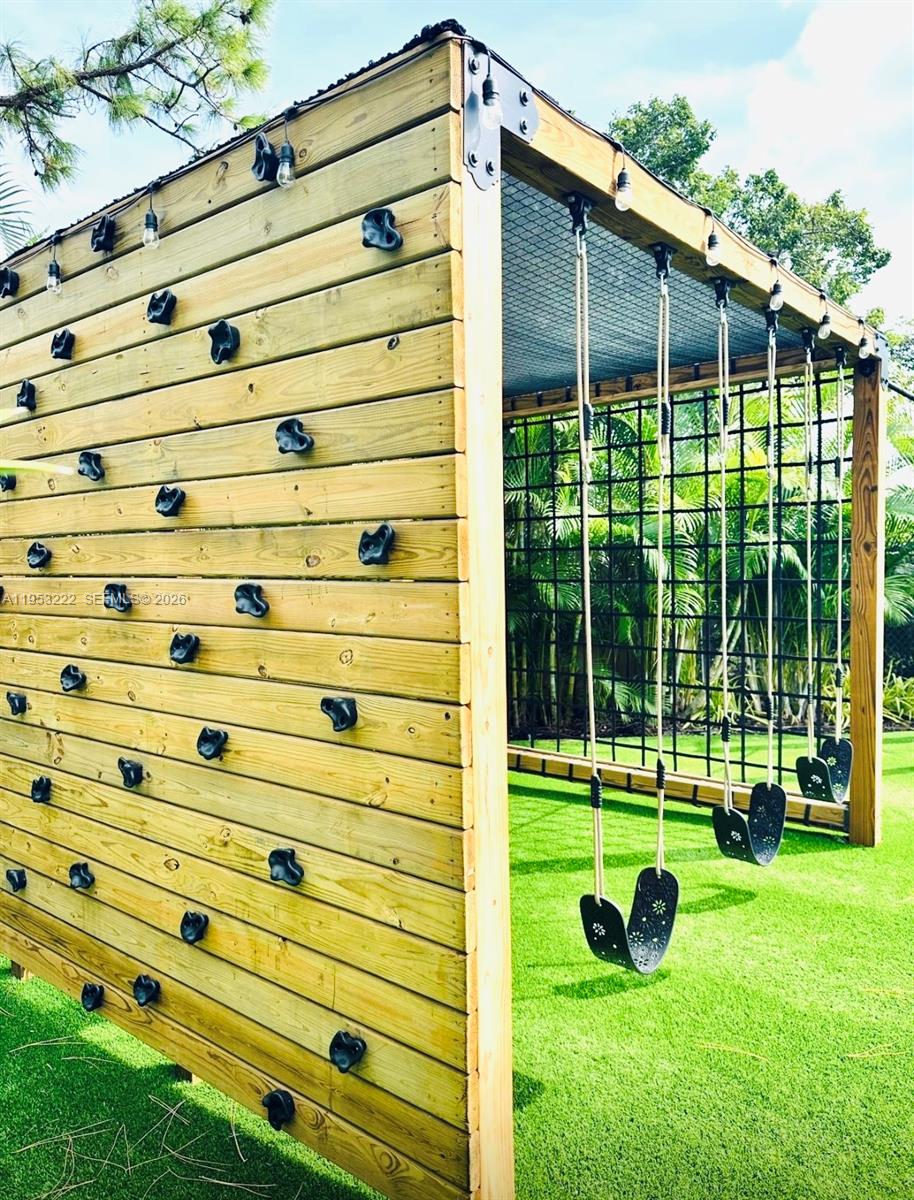 2475 Northwest 25th Street Boca Raton, FL 33431 - Photo 25 of 25