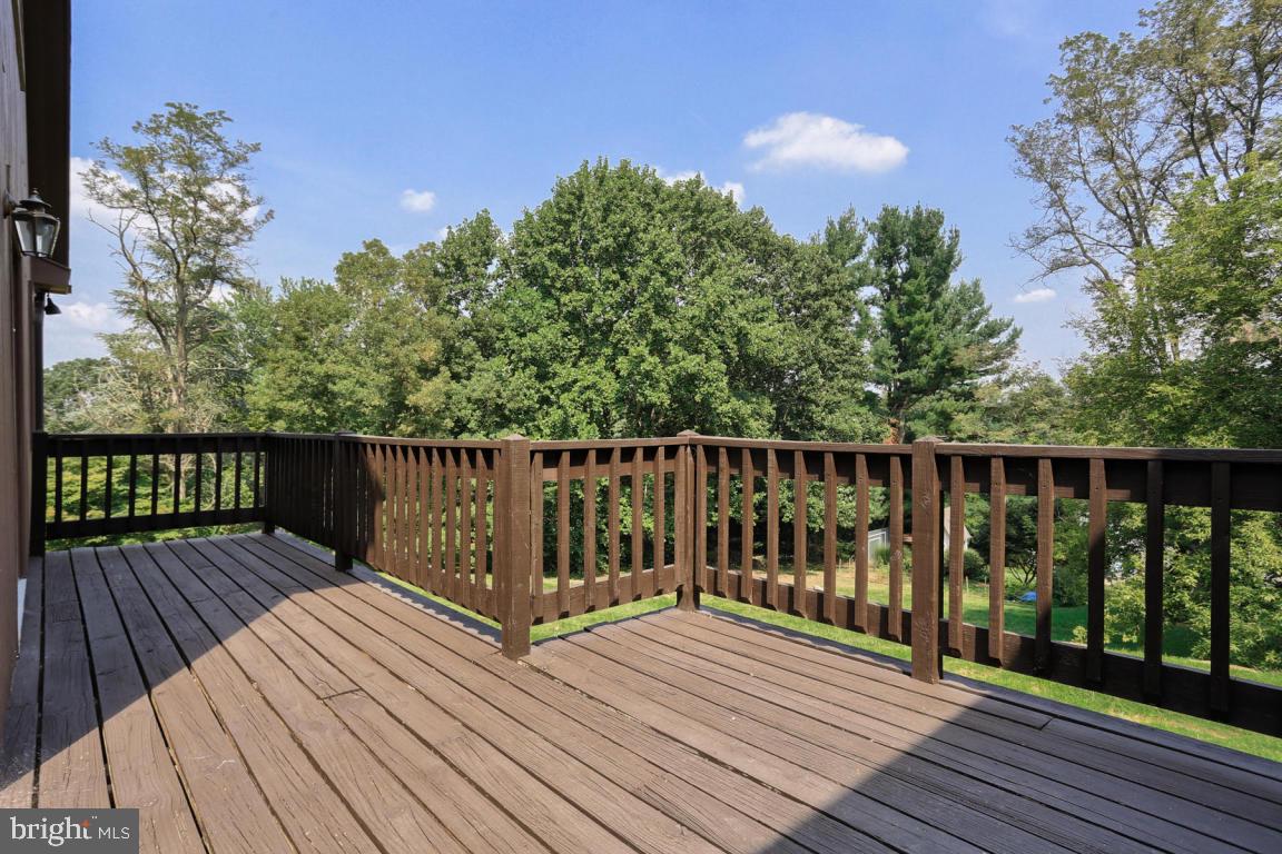 11 Deerfield Road Lancaster, PA 17603 - Photo 8 of 42 Gallery Image 8