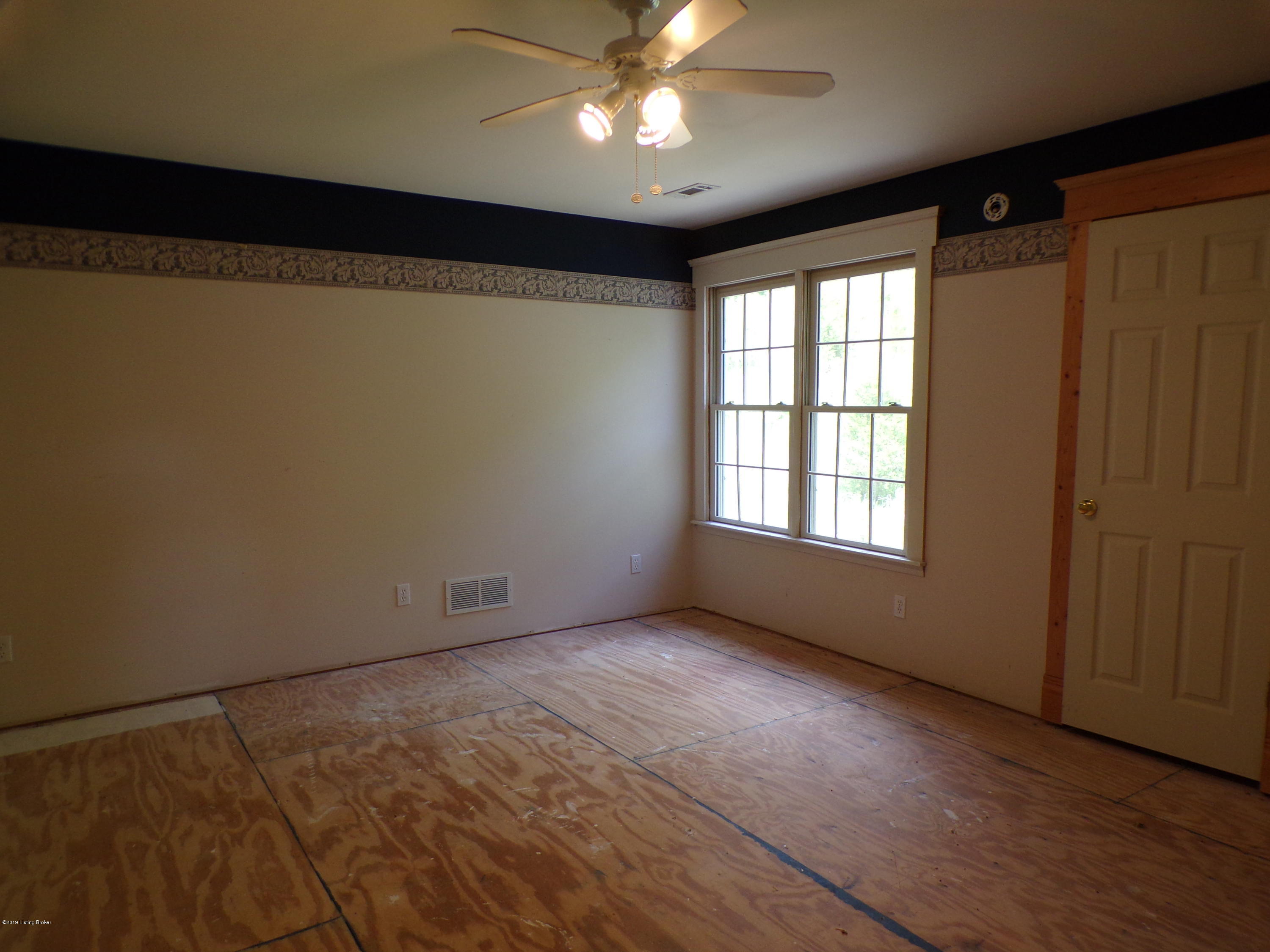 3039 Gilgal Road Turners Station, KY 40075 - Photo 14 of 34 100_0309