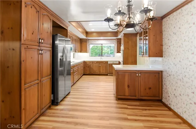 $7,695 | 20751 Deforest Street, Woodland Hills, CA 91364