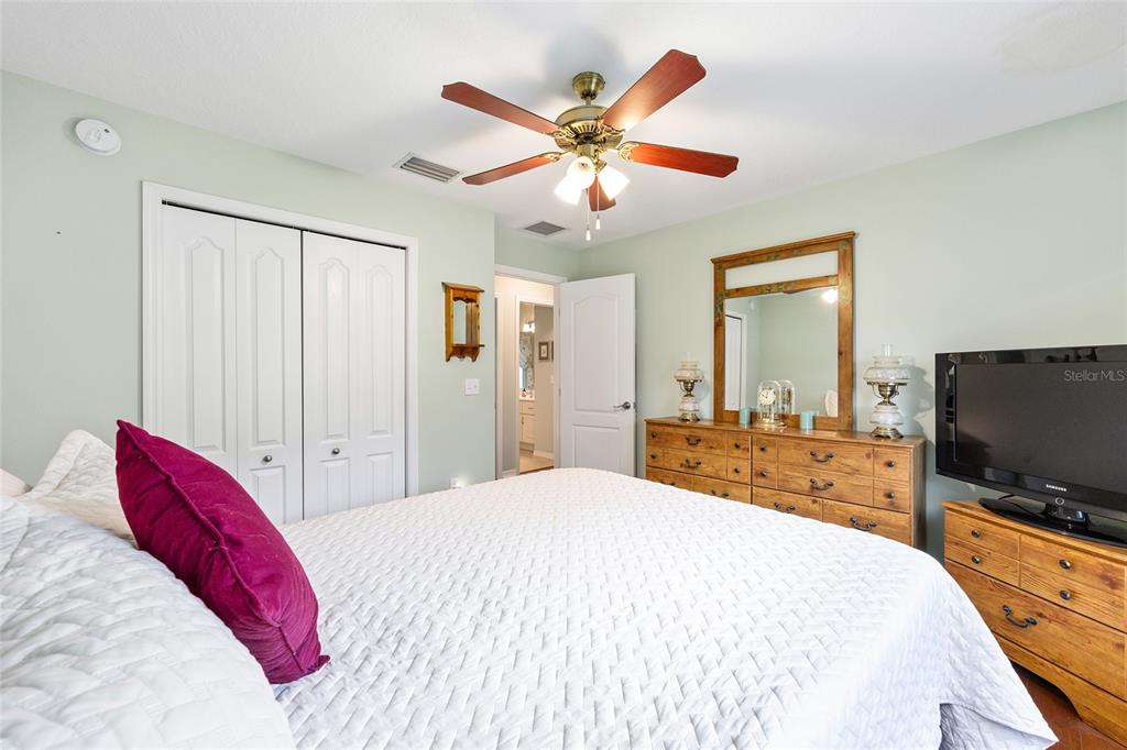 5562 Southwest 129th Place Road Ocala, FL 34473 - Photo 34 of 52