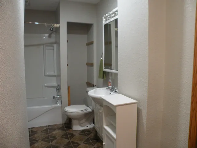 $179,900 | 318 East Amelia Street, Cassville, WI 53806