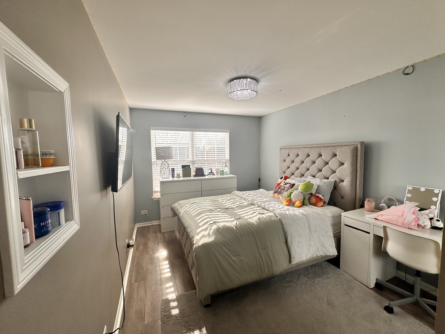 2214 Andrew Trail Montgomery, IL 60538 - Photo 20 of 28 a bedroom with a bed and a window