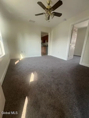 $1,800 | 191 Elm Street, Unit TOP, Saratoga Springs, NY 12866