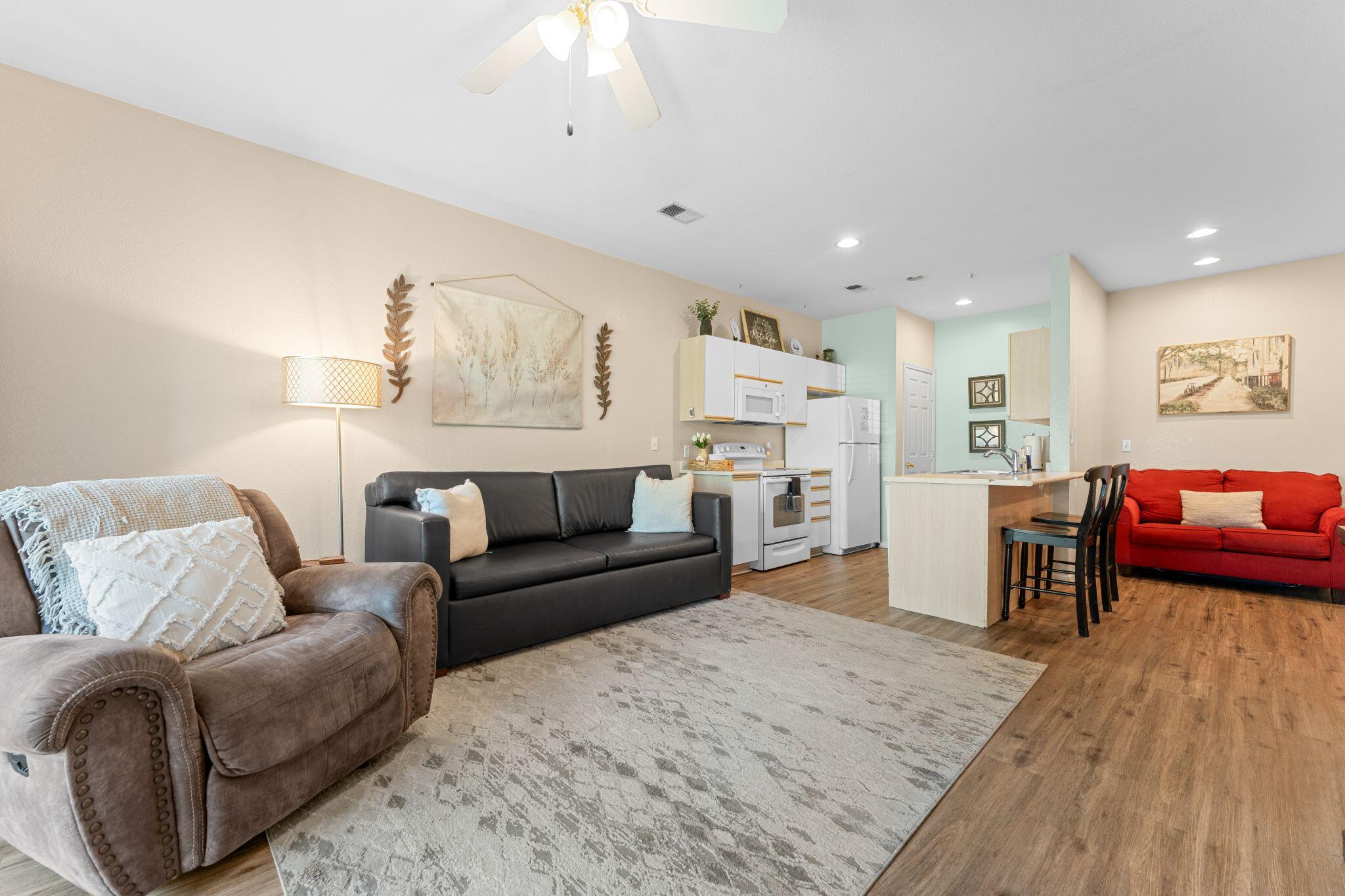 813 Holiday Ridge, Unit 6 Branson, MO 65616 - Photo 6 of 35 LV RM