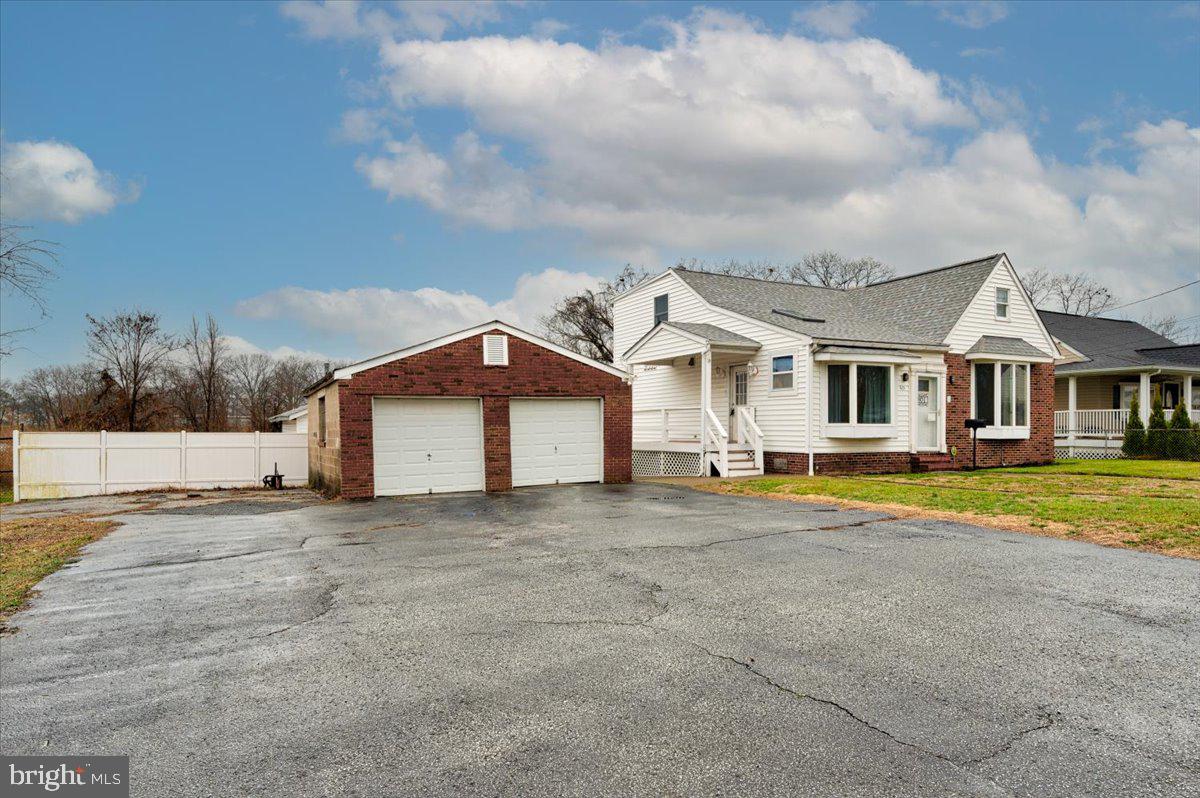 801 Martin Road Essex, MD 21221 - Photo 1 of 36 Gallery Image 1