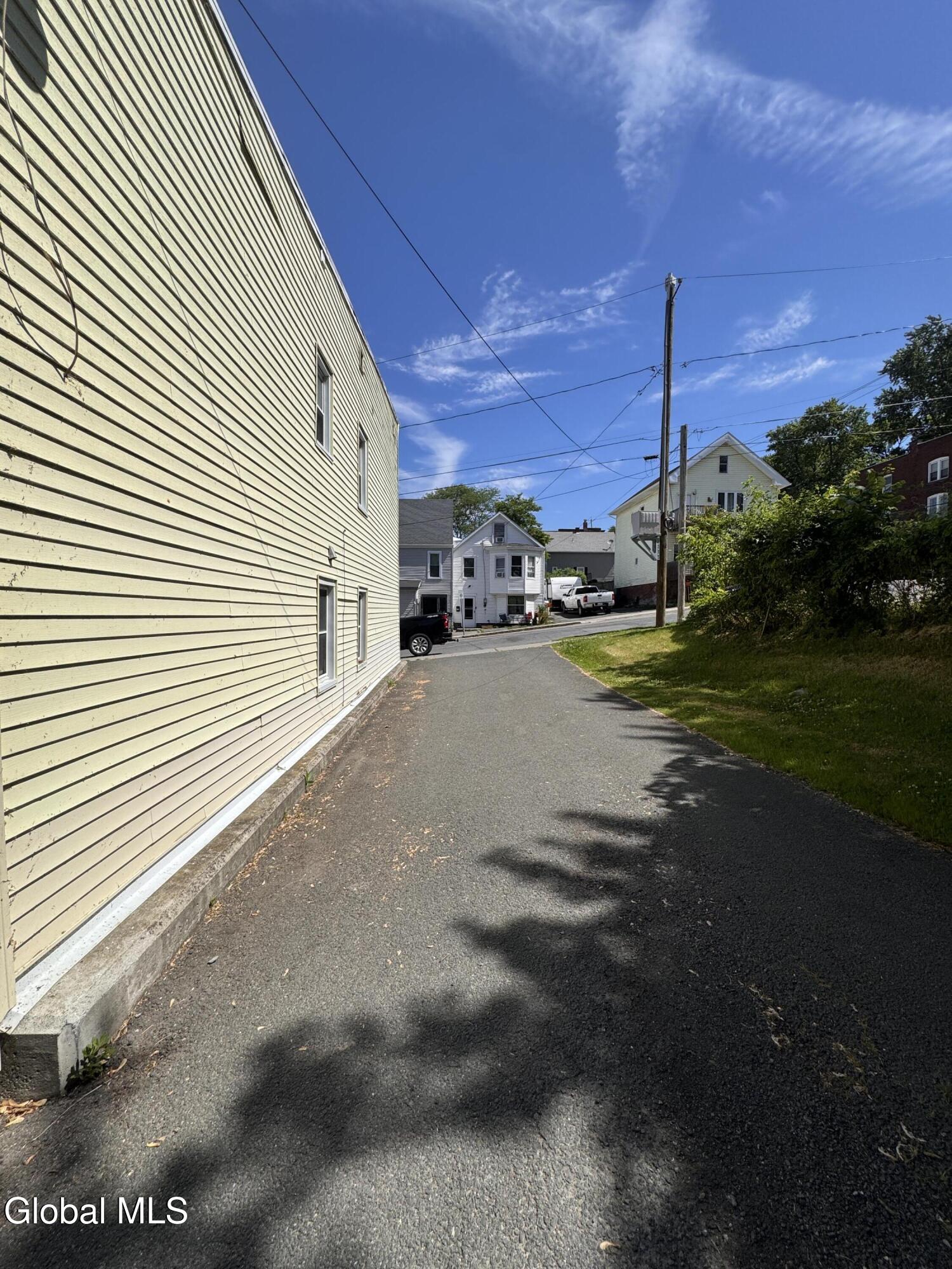 8 John Street Rensselaer, NY 12144 - Photo 6 of 19 IMG_0545