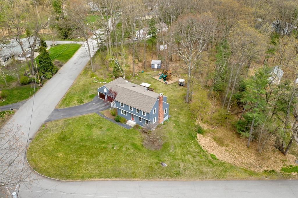 8 Whippletree Road Chelmsford, MA 01824 - Photo 3 of 35