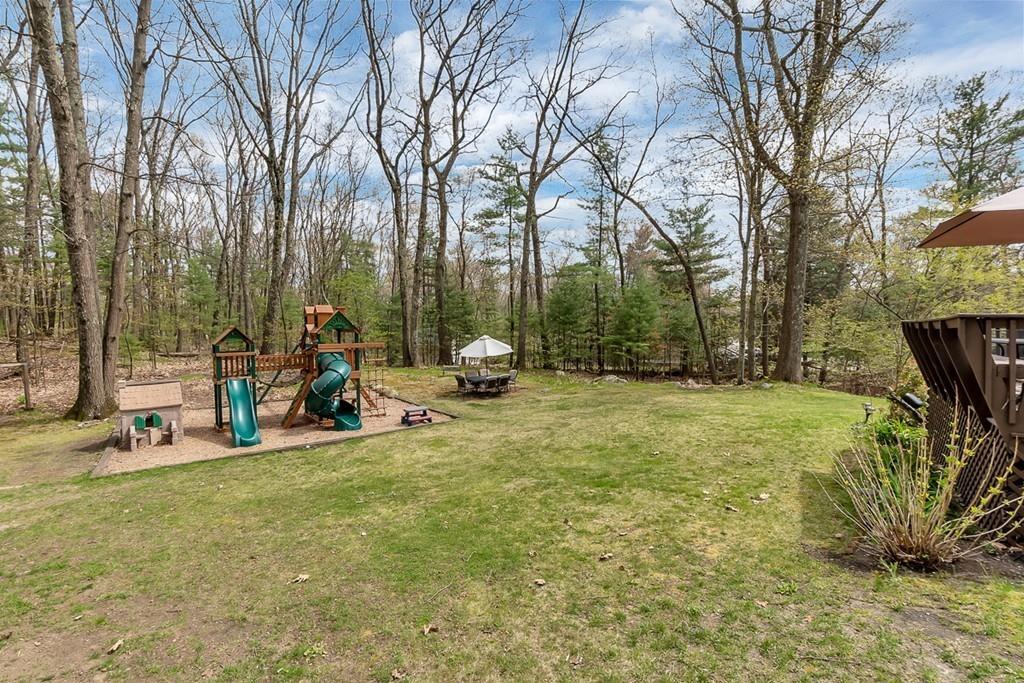 8 Whippletree Road Chelmsford, MA 01824 - Photo 6 of 35