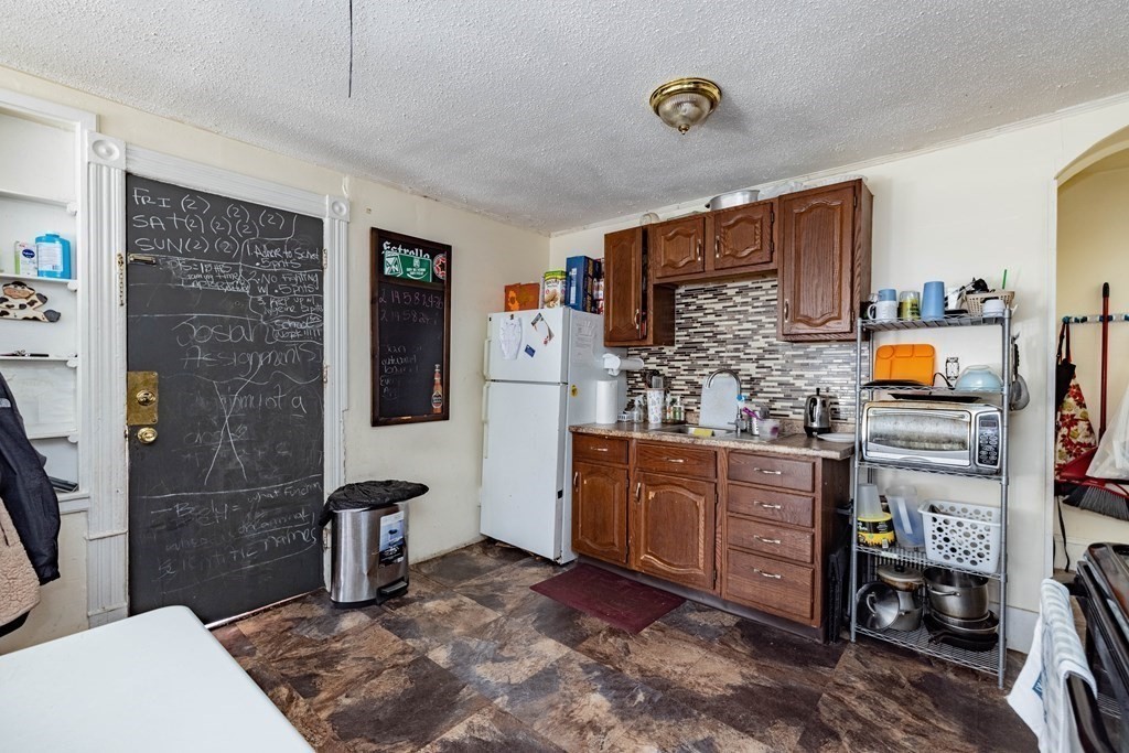 249 St James Boulevard Springfield, MA 01104 - Photo 20 of 20 Gallery Image 20