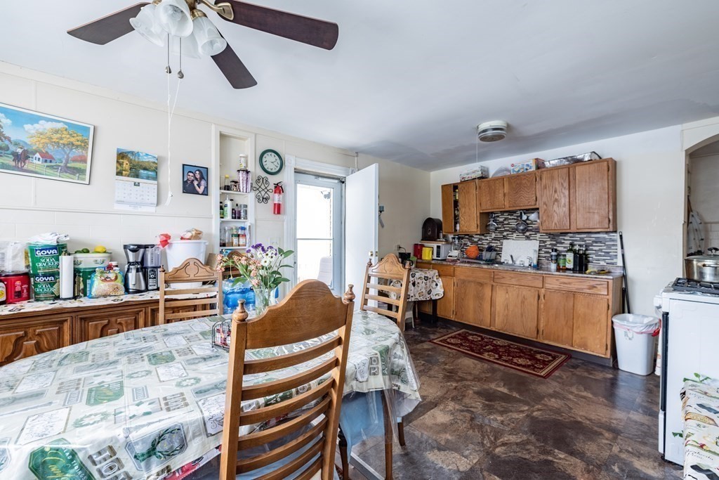 249 St James Boulevard Springfield, MA 01104 - Photo 7 of 20 Gallery Image 7