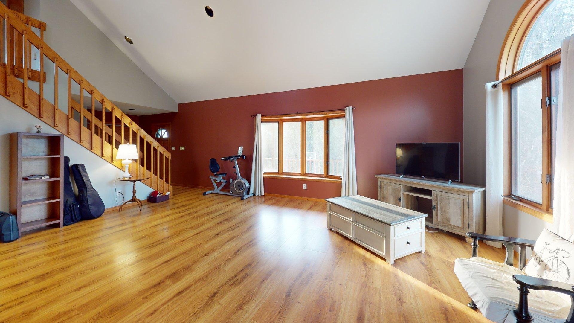 2319 North State Road 28 Road Scott, WI 53001 - Photo 3 of 23 IMG_9393