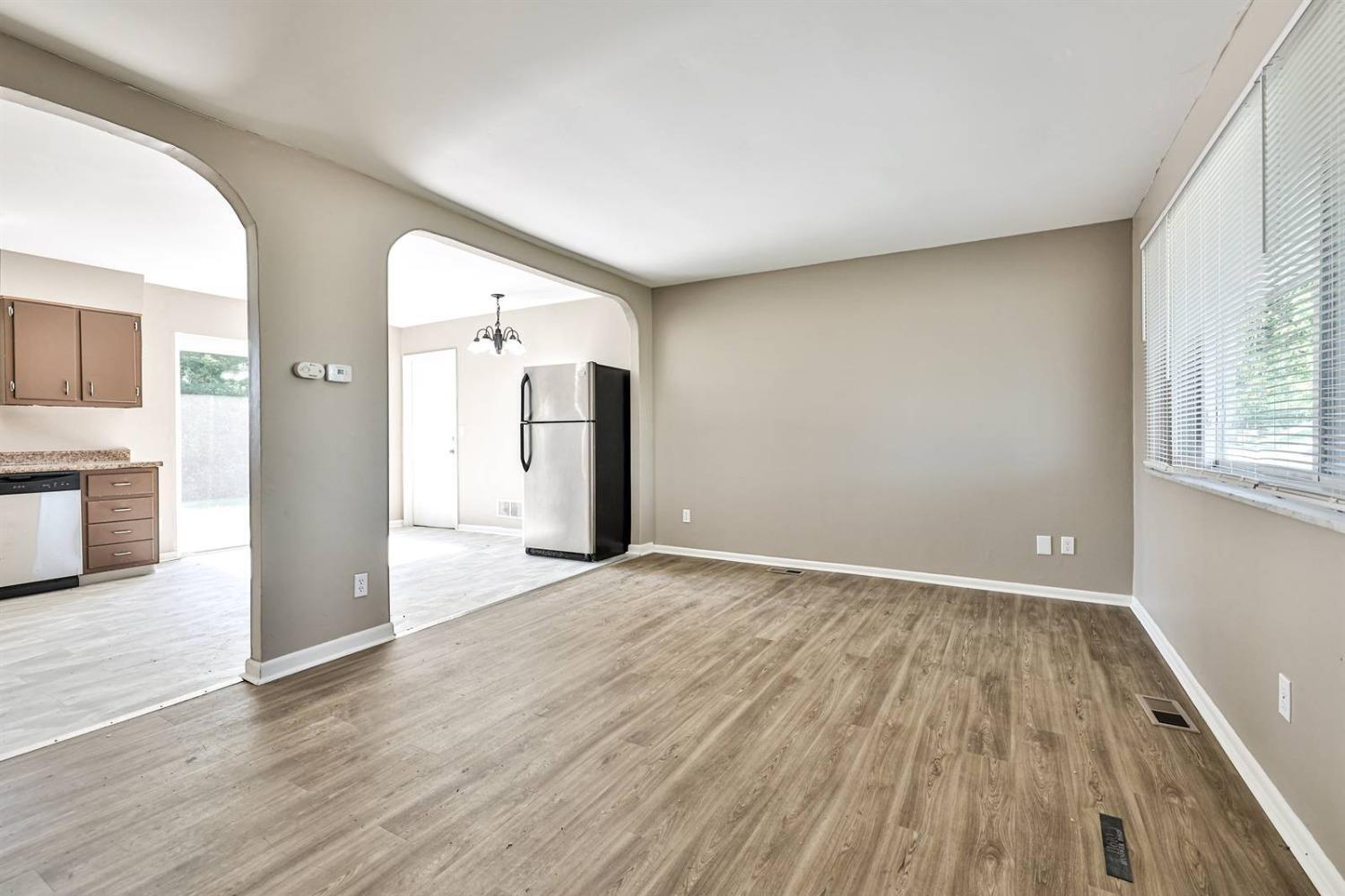 11610 Hanover Road Forest Park, OH 45240 - Photo 6 of 30