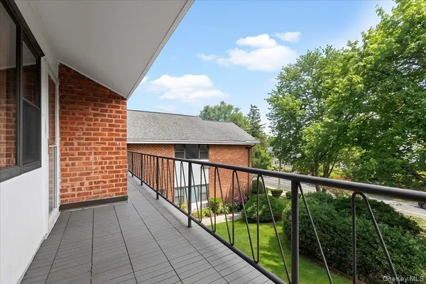 $197,000 | 50 West Street, Unit B5B, Harrison, NY 10528