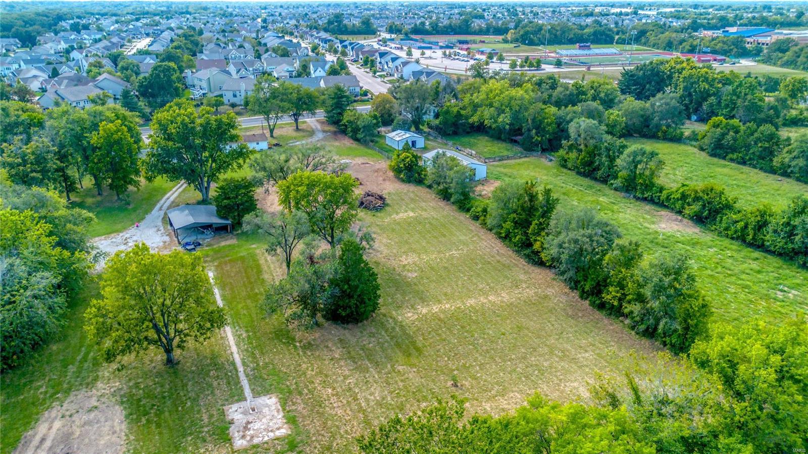2446 Sommers Road Lake St. Louis, MO 63367 - Photo 11 of 15