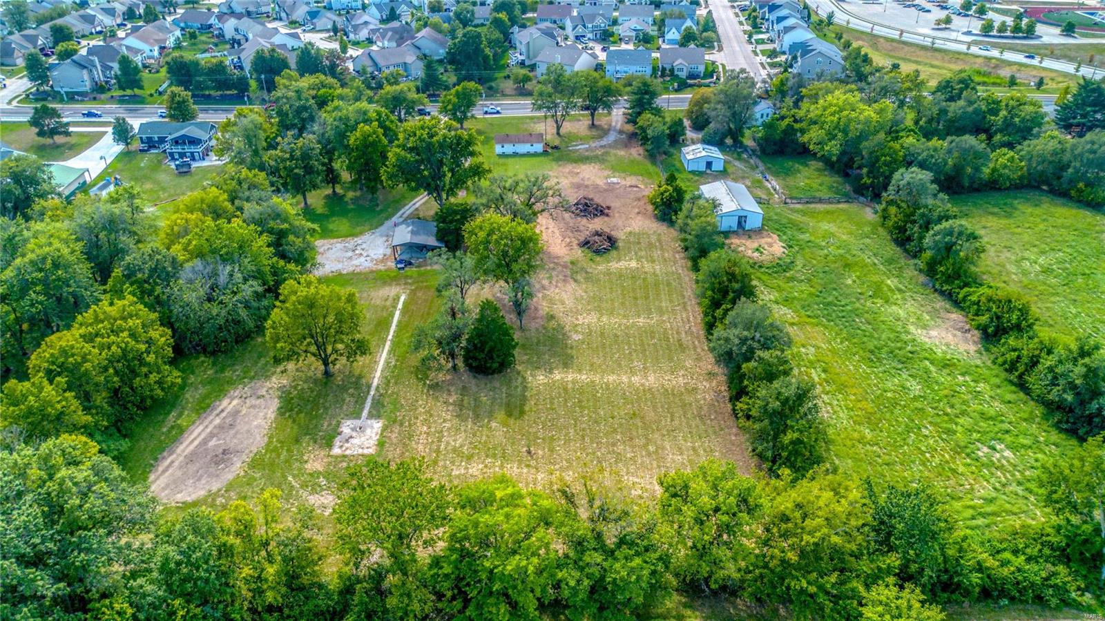2446 Sommers Road Lake St. Louis, MO 63367 - Photo 9 of 15