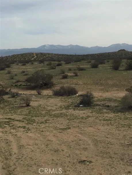 235 East Ave Q Palmdale, CA 93550 - Photo 2 of 2 a view of a lake view and mountain