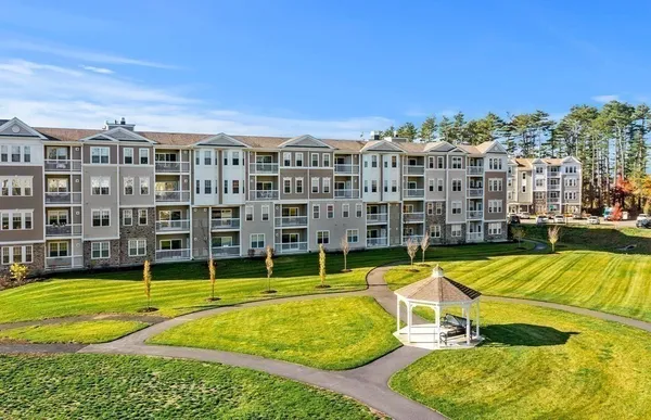$874,995 | 320 Martins Landing, Unit 401, North Reading, MA 01864