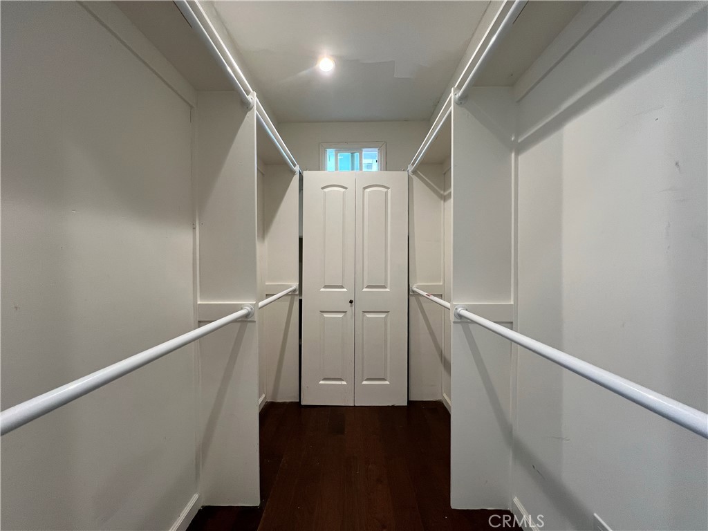 1019 South Gramercy Drive Los Angeles, CA 90019 - Photo 24 of 39