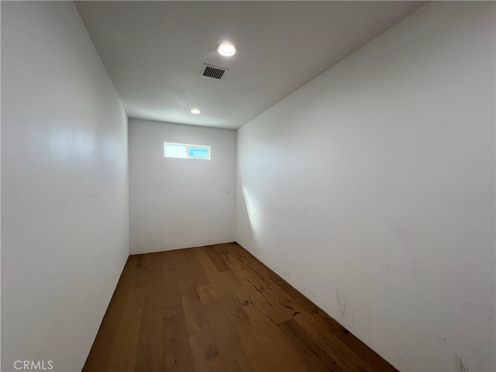 1019 South Gramercy Drive Los Angeles, CA 90019 - Photo 25 of 39