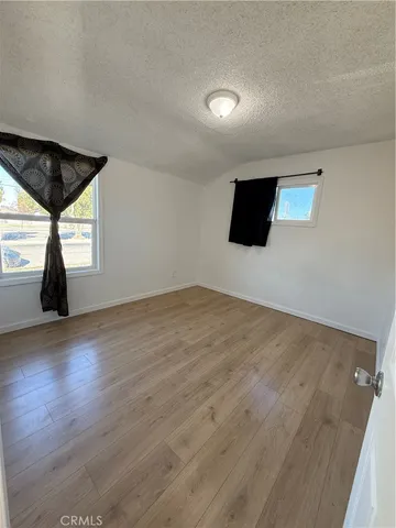 $2,700 | 144 East Ave Q, Palmdale, CA 93550