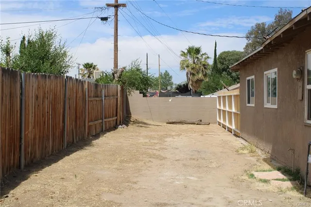 $2,700 | 144 East Ave Q, Palmdale, CA 93550