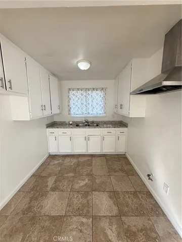 $2,700 | 144 East Ave Q, Palmdale, CA 93550