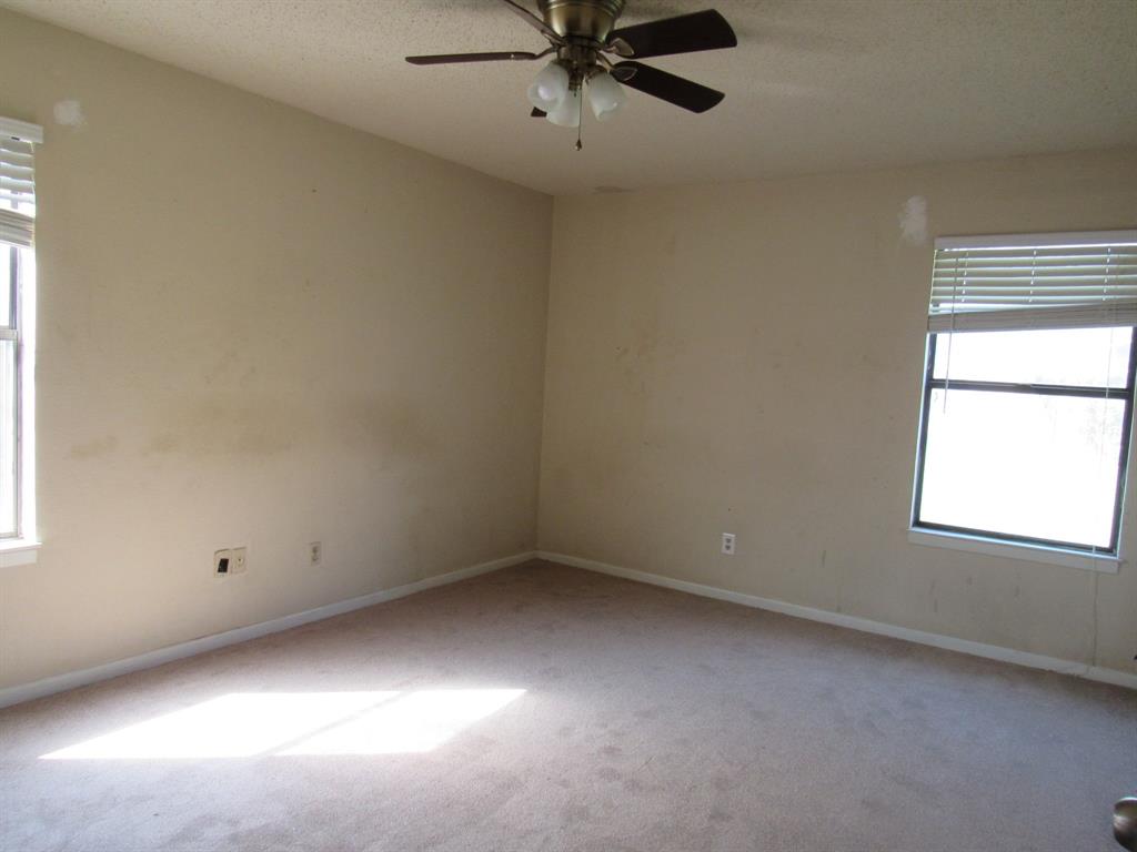 2008 Dan Rowe Street Waco, TX 76704 - Photo 9 of 13 an empty room with a window