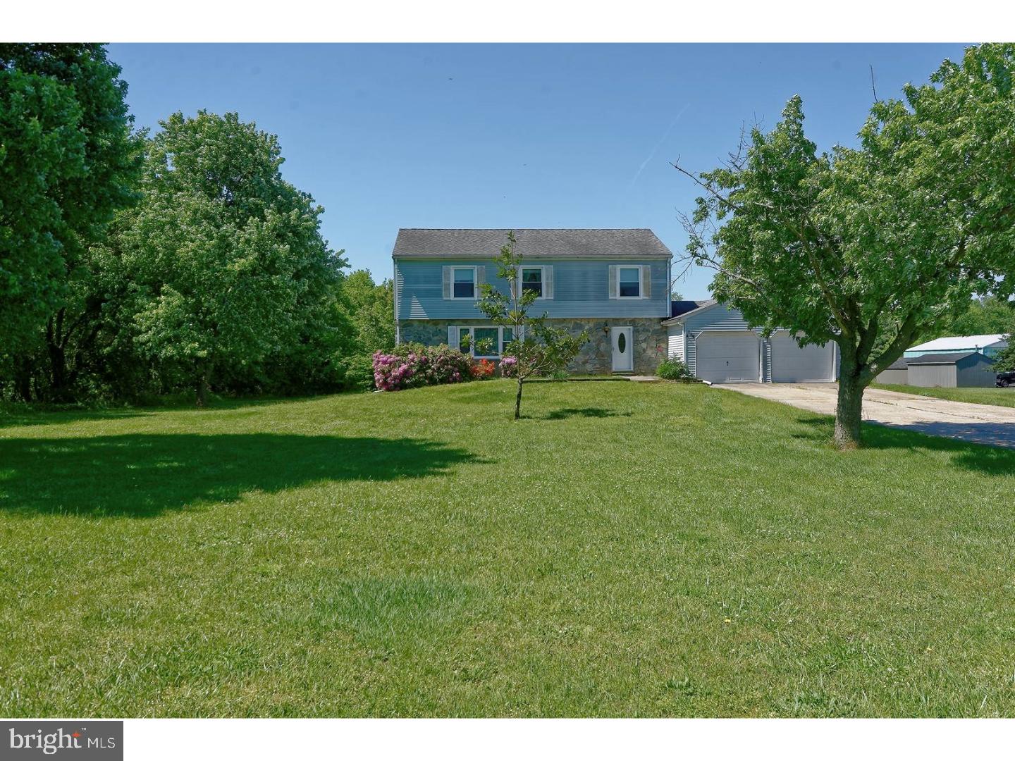 129 Three Bridge Road Monroeville, NJ 08343 - Photo 2 of 22