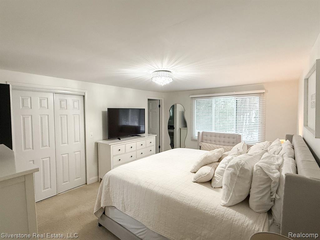 8085 Deerwood Road Clarkston, MI 48348 - Photo 25 of 44