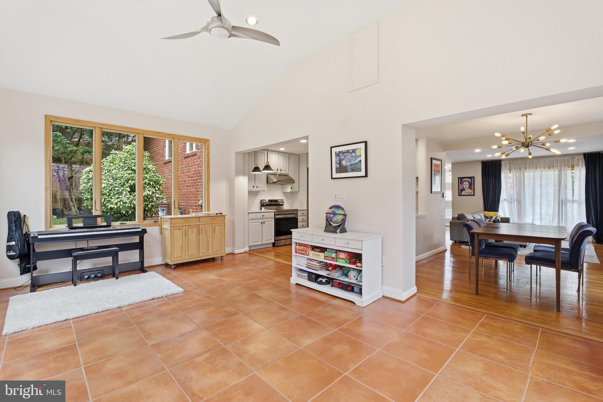 7713 Massena Road Bethesda, MD 20817 - Photo 13 of 39 Gallery Image 13