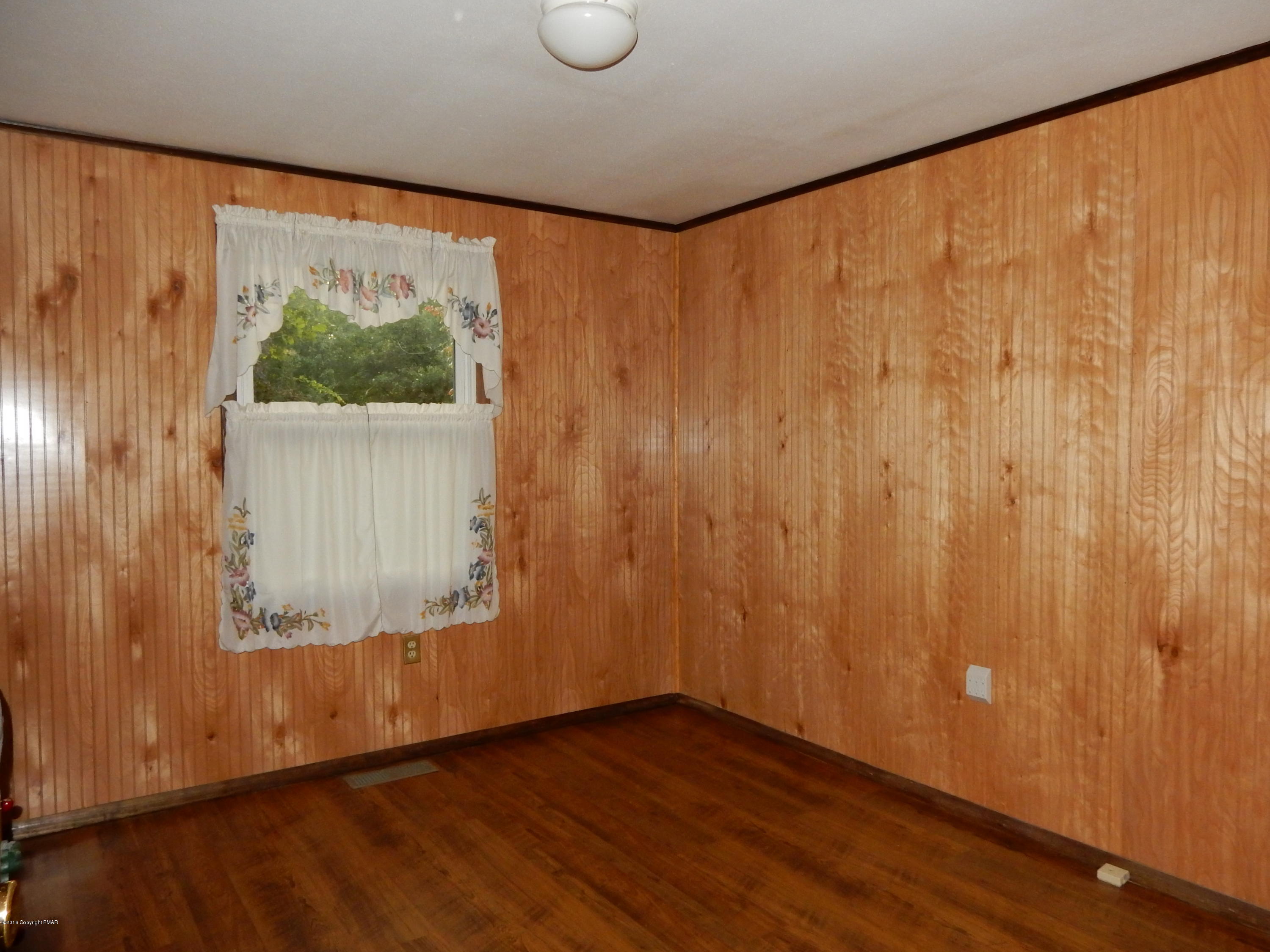183 Fish Hill Road Tannersville, PA 18372 - Photo 18 of 33 Bedroom