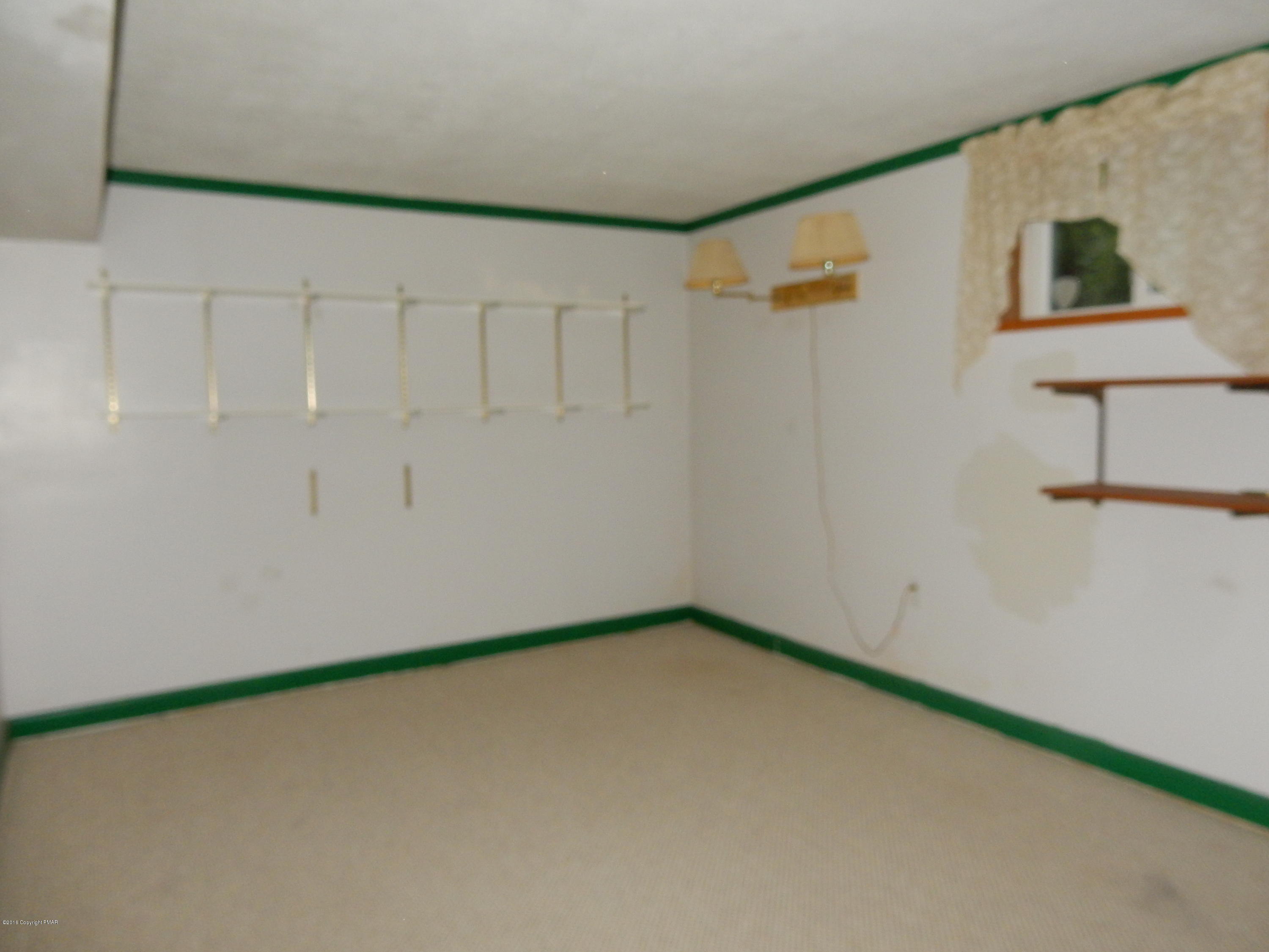 183 Fish Hill Road Tannersville, PA 18372 - Photo 28 of 33 4th Bedroom