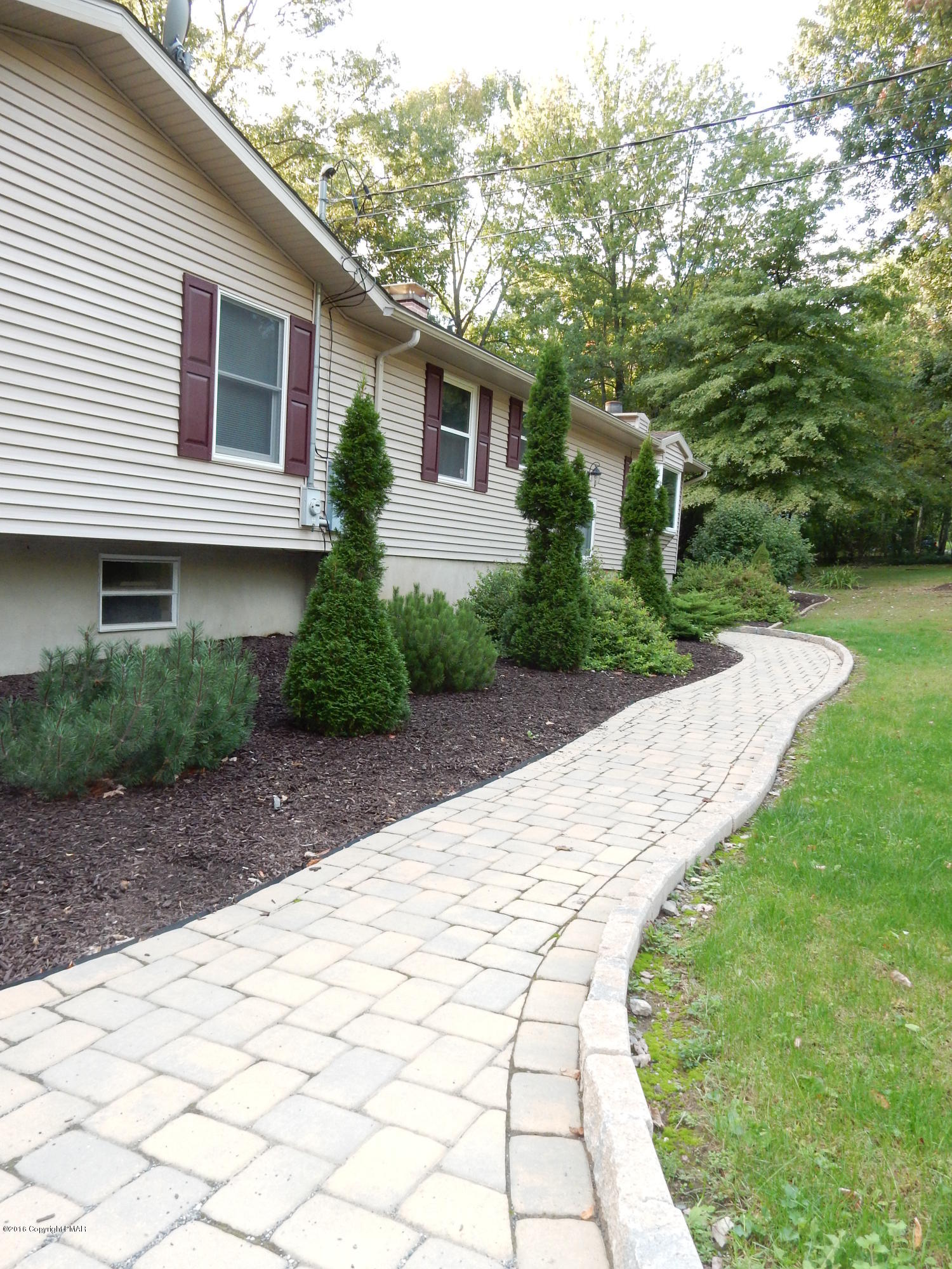 183 Fish Hill Road Tannersville, PA 18372 - Photo 4 of 33 Brick Paver Sidewalk
