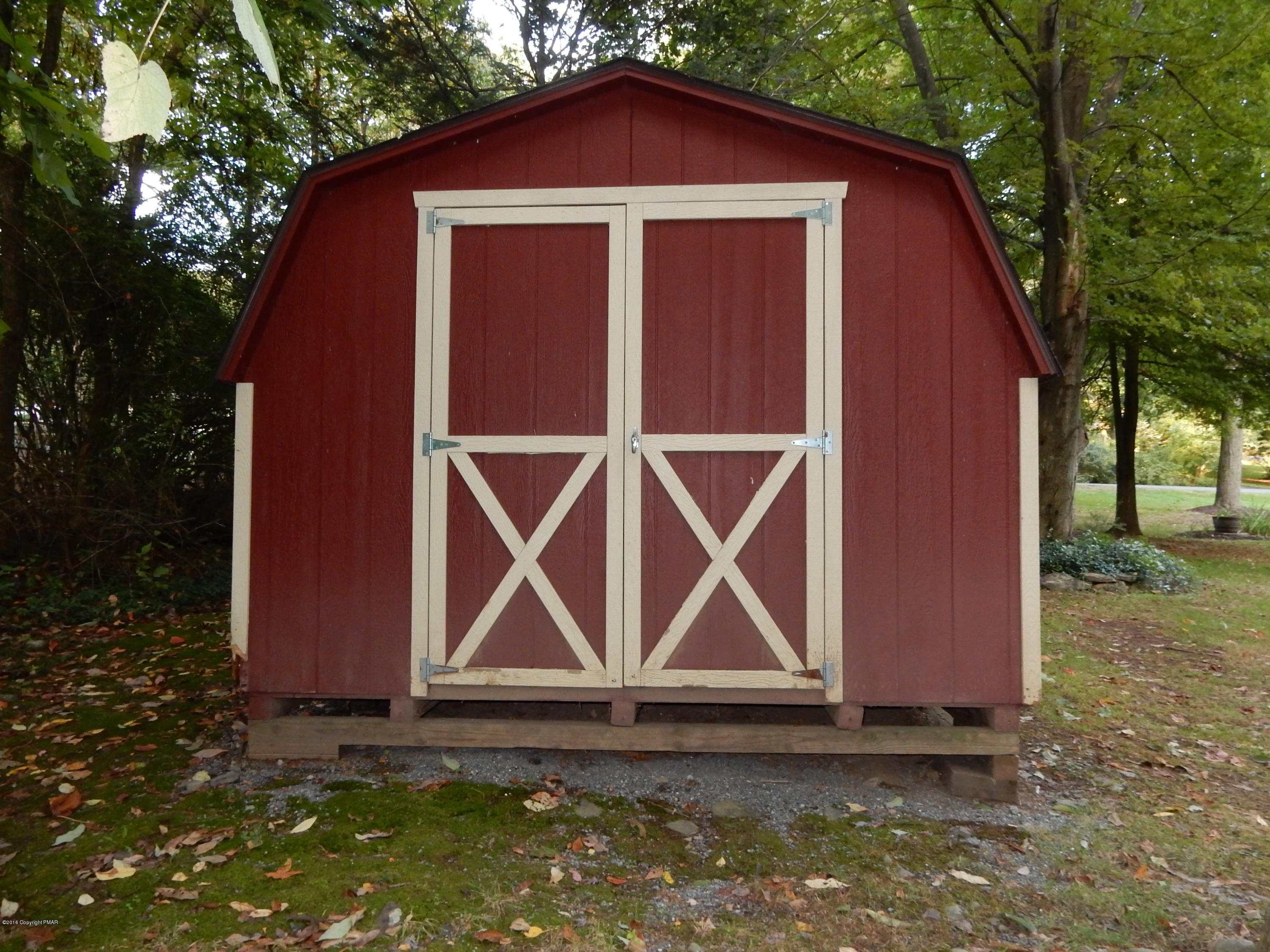 183 Fish Hill Road Tannersville, PA 18372 - Photo 9 of 33 Shed included