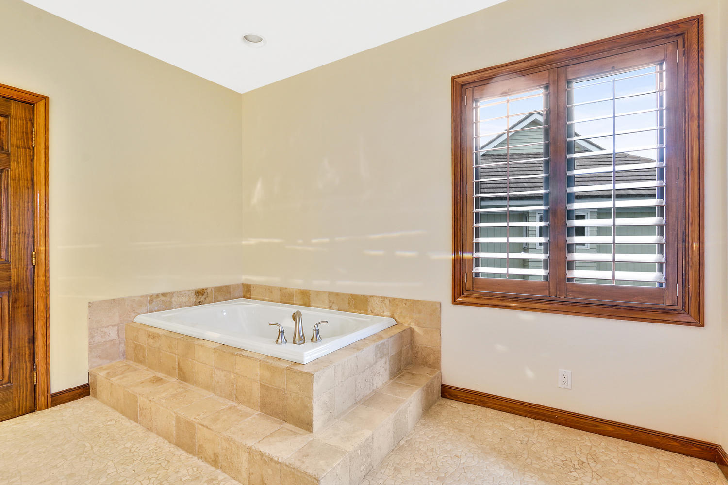 19890 Wilkinson Leas Road Jupiter, FL 33469 - Photo 21 of 37 19890 Wilkinson Leas Rd-large-021-18-Mas