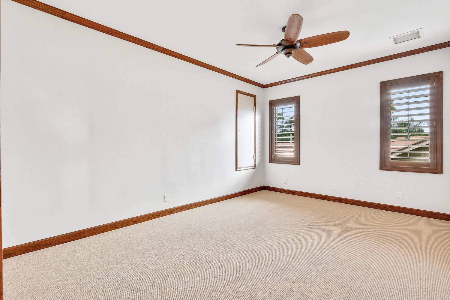 19890 Wilkinson Leas Road Jupiter, FL 33469 - Photo 24 of 37 19890 Wilkinson Leas Rd-large-024-23-Bed