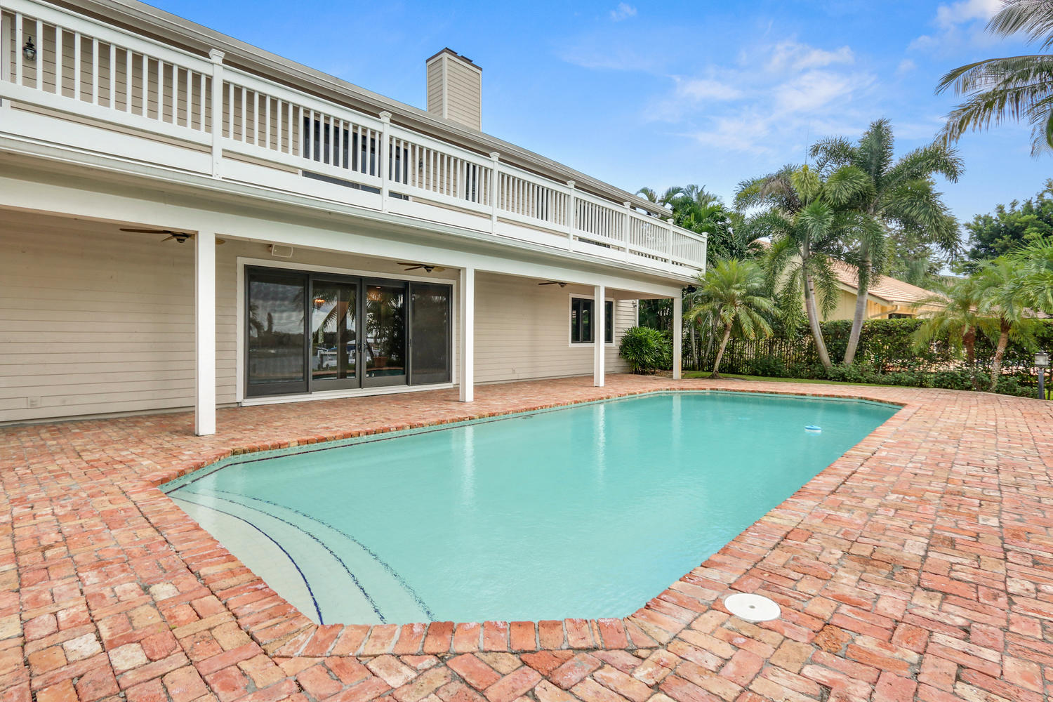 19890 Wilkinson Leas Road Jupiter, FL 33469 - Photo 28 of 37 19890 Wilkinson Leas Rd-large-028-10-Poo