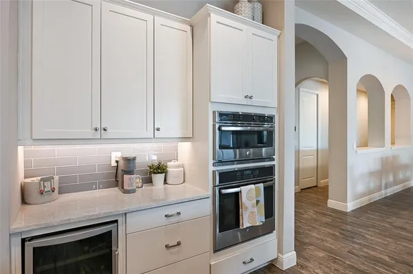 $769,900 | 6117 Shadowlake Drive, Apollo Beach, FL 33572