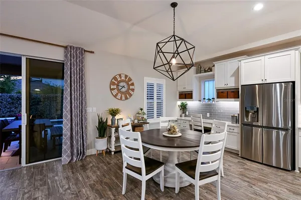 $769,900 | 6117 Shadowlake Drive, Apollo Beach, FL 33572