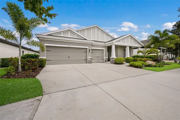 $769,900 | 6117 Shadowlake Drive, Apollo Beach, FL 33572