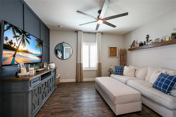 $769,900 | 6117 Shadowlake Drive, Apollo Beach, FL 33572
